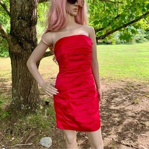 Lined red strapless dress